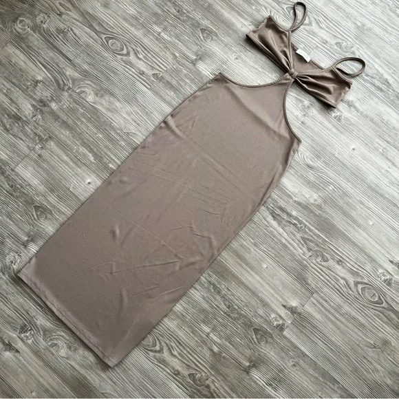 CULT GAIA • Style Blogger Fave Cut Out Maxi Dress - Picture 7 of 12